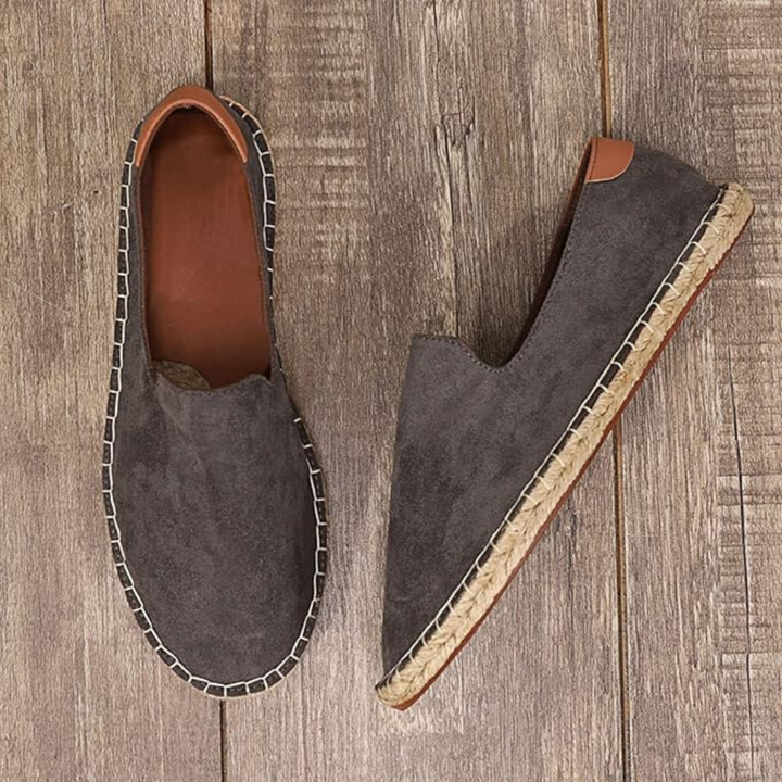 Espadrilles Émilien pour homme en toile respirante, semelle légère et souple, modèle estival adapté aux sorties décontractées.
