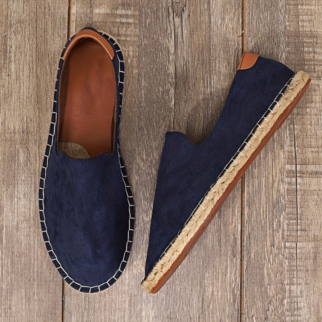 Espadrilles Émilien pour homme en toile respirante, semelle légère et souple, modèle estival adapté aux sorties décontractées.