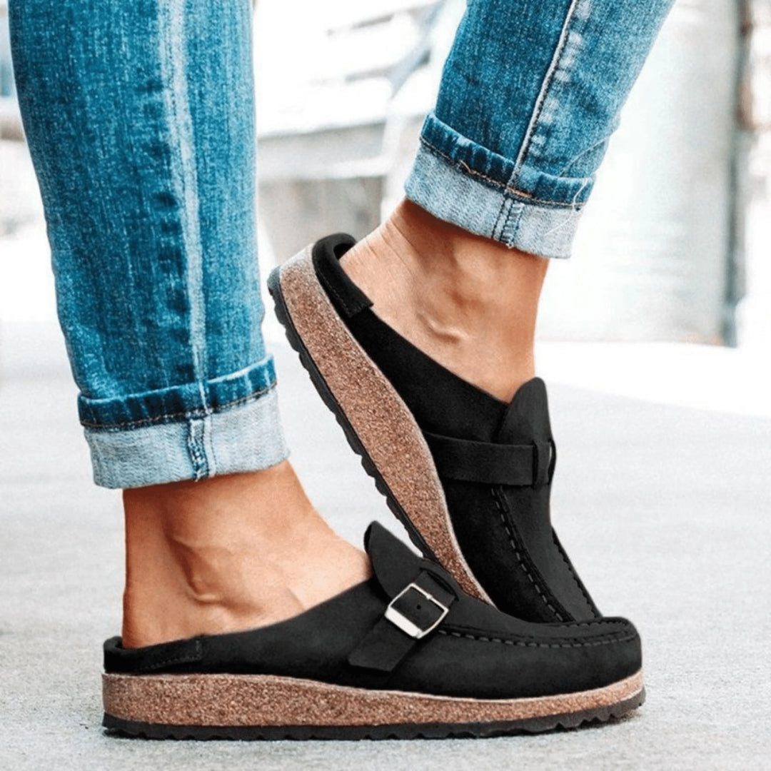 Sandales Clarisse pour femme à mousse mémoire de forme, absorption des chocs et soutien personnalisé pour vos pieds.