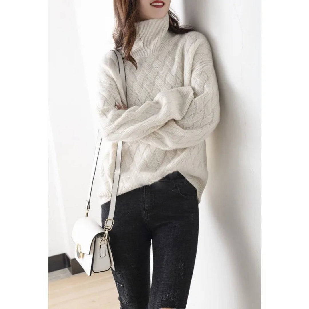 Pull Femme Col Roulé en Maille Torsadée