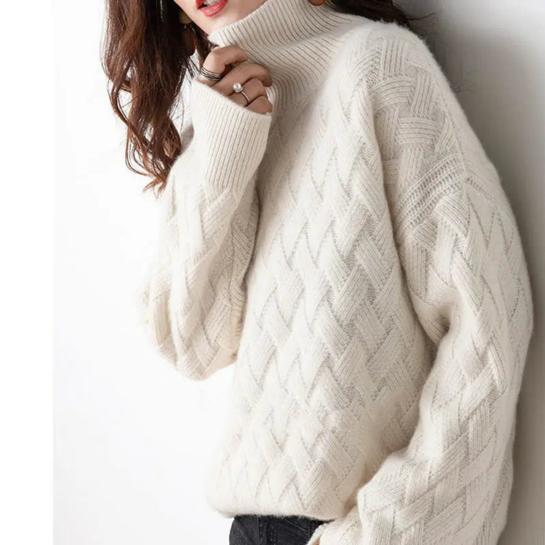 Pull Femme Col Roulé en Maille Torsadée