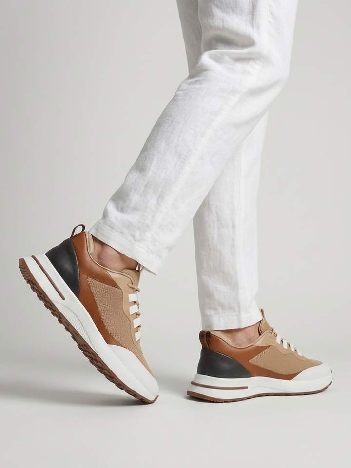 Baskets Homme Cognac Fused Mesh Basses de Marche avec Semelle Blanche
