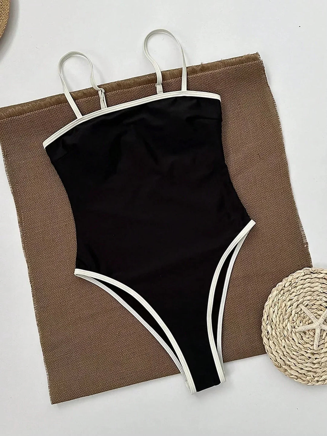 Charlène | Maillot de bain minimaliste pour femmes