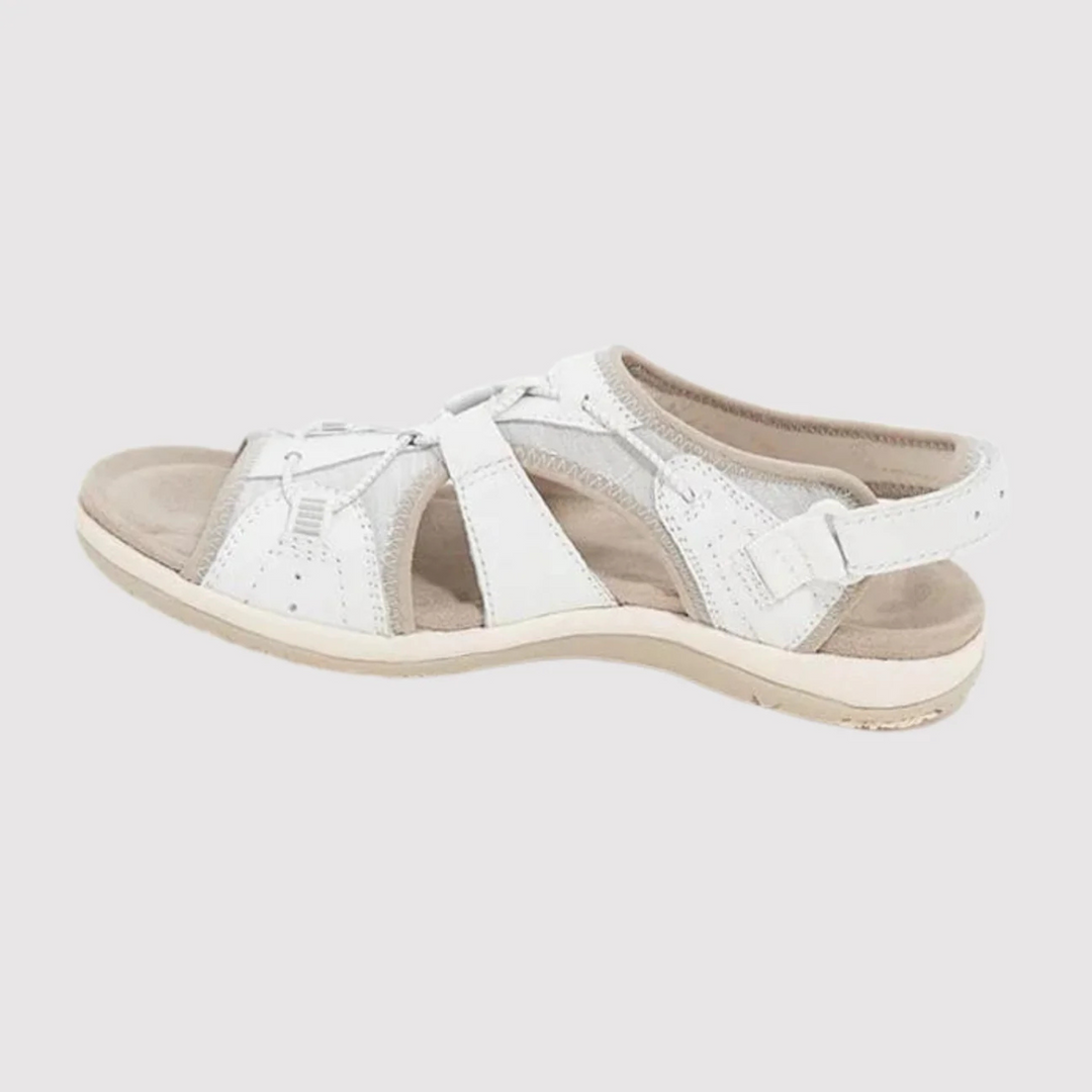 Sandales Ophélie pour femme à bout ouvert et semelle flexible, design aéré idéal pour les journées d'été et promenades estivales.