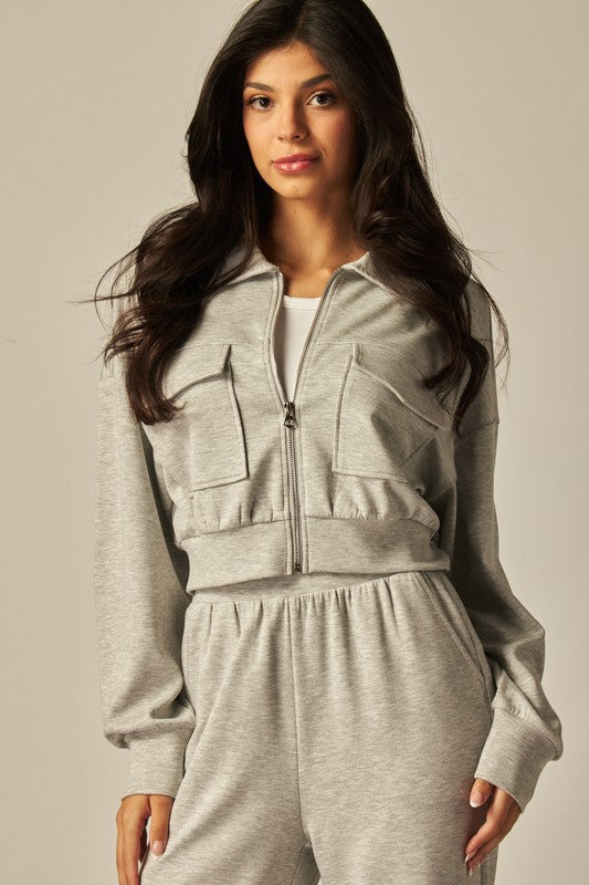 Ensemble Veste Courte Utilitaire et Pantalon Jogger pour Femme