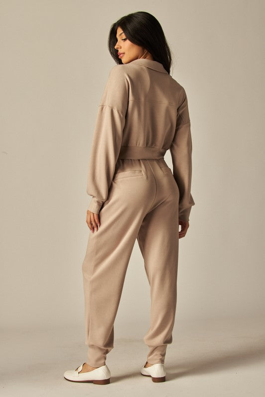 Ensemble Veste Courte Utilitaire et Pantalon Jogger pour Femme