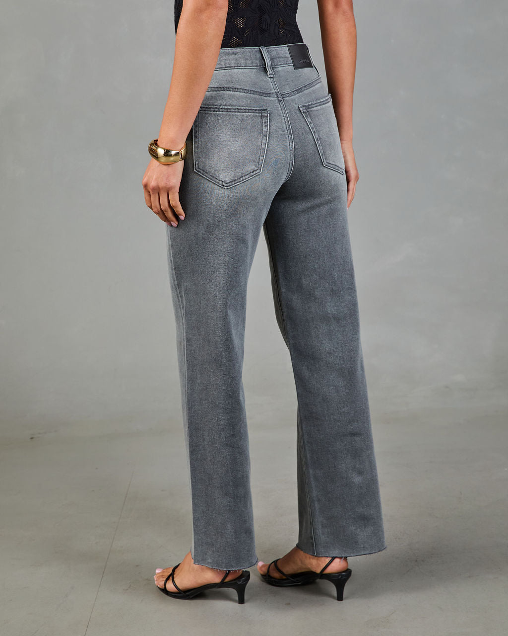 Jean Femme Super Stretch Taille Haute Coupe Droite à Ourlet Effiloché