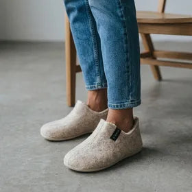 Chaussons Fermés en Textile Doublés et Semelle Antidérapante pour Femme