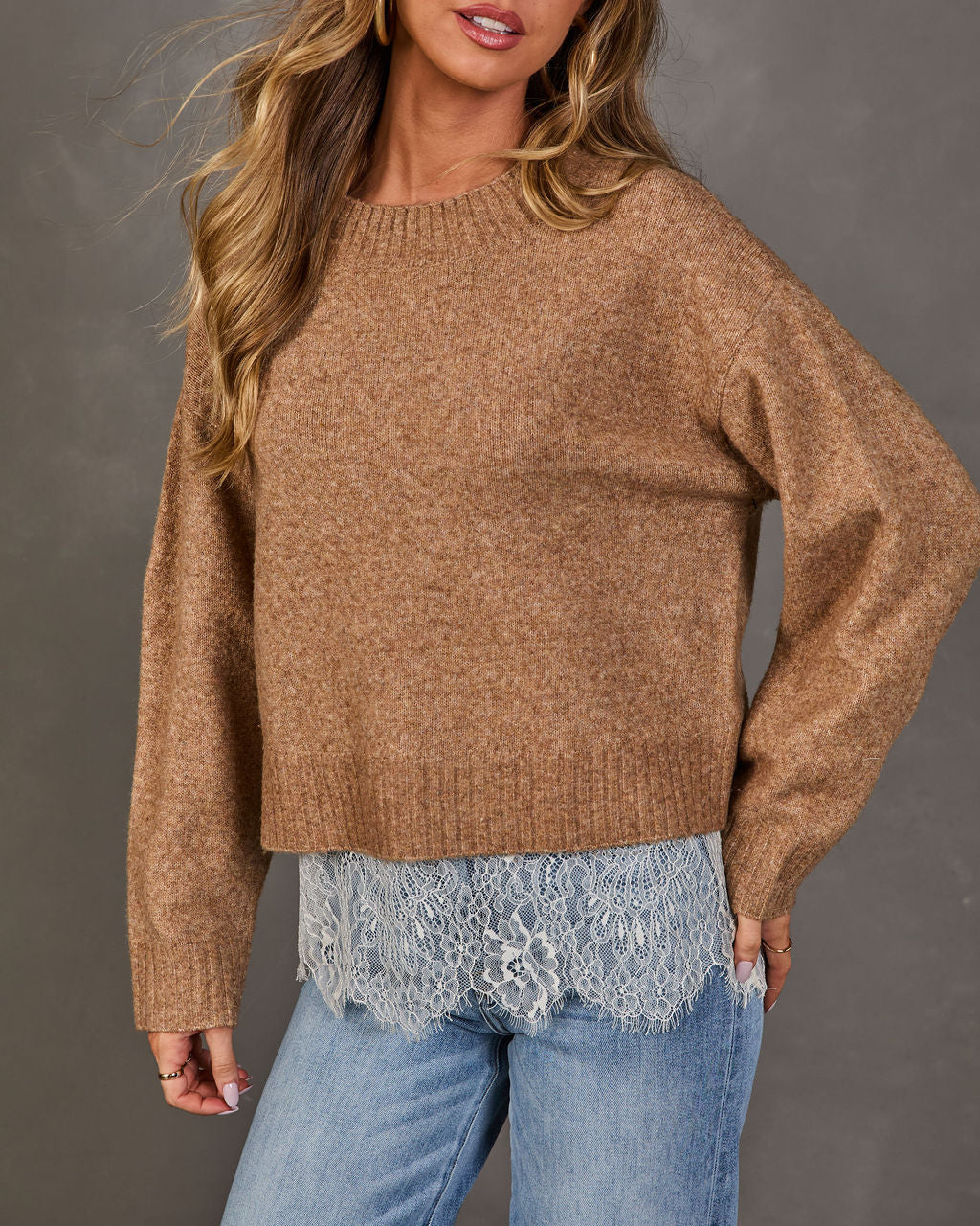 Pull Femme en Maille avec Bordure en Dentelle