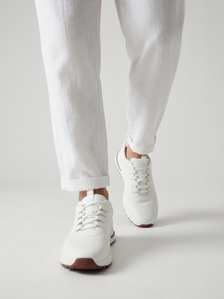 Baskets Homme Blanc Fused Mesh Basses de Marche avec Semelle Blanche