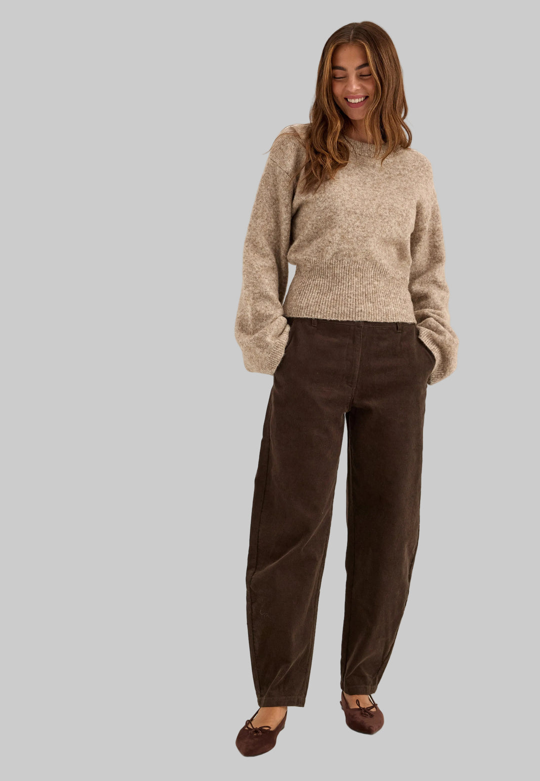 Pantalon Femme en Velours Côtelé Taille Mi-Haute Coupe Barrel
