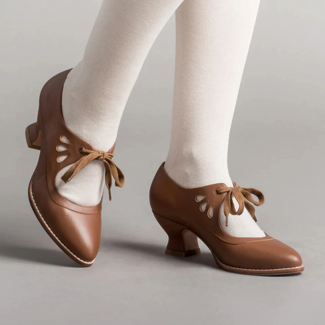Chaussures Philippine pour femme à talons orthopédiques, semelle intégrée réduisant la pression pour une élégance confortable.