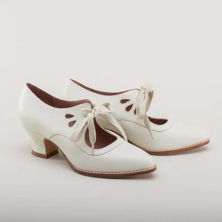 Chaussures Philippine pour femme à talons orthopédiques, semelle intégrée réduisant la pression pour une élégance confortable.