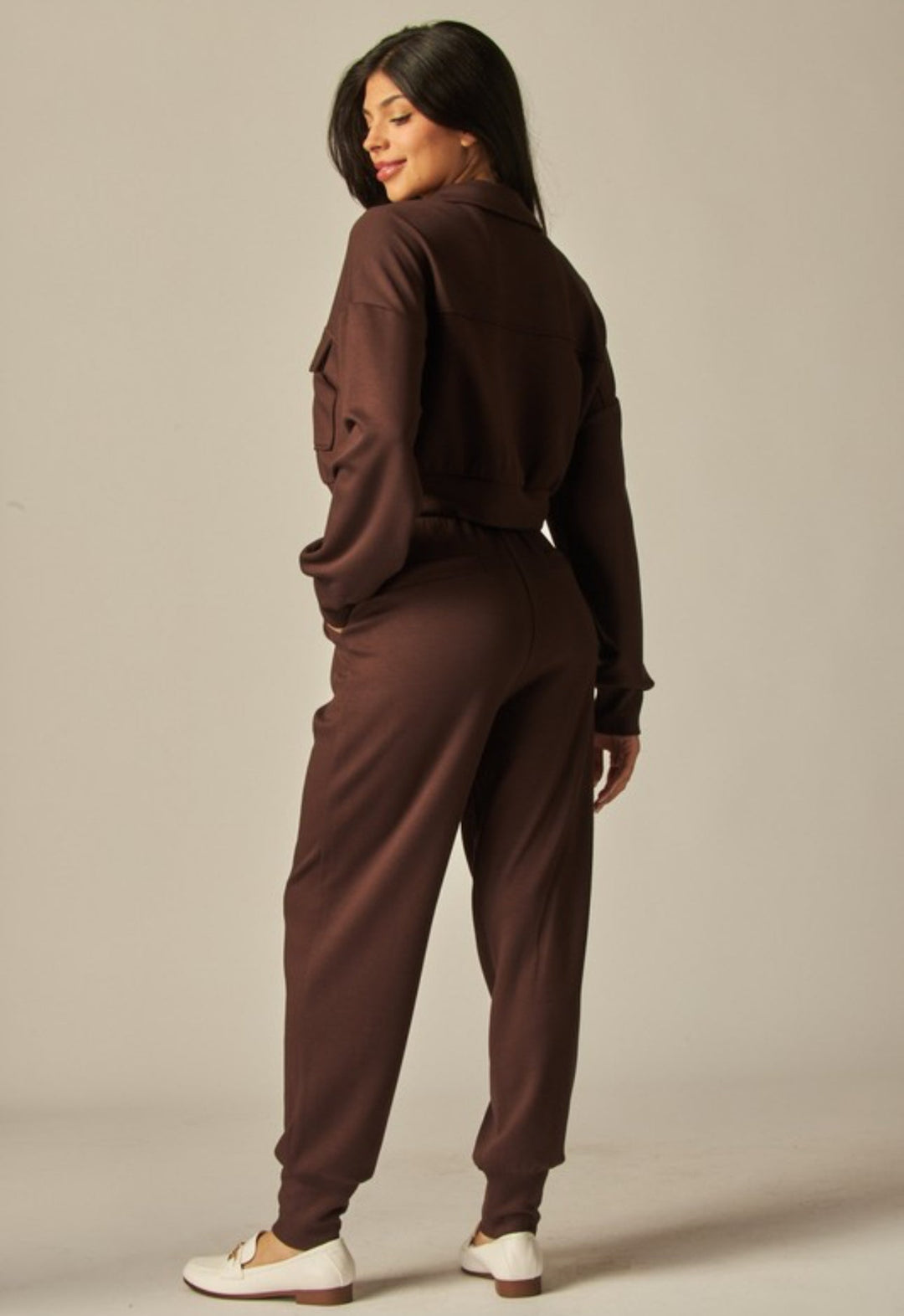 Ensemble Veste Courte Utilitaire et Pantalon Jogger pour Femme