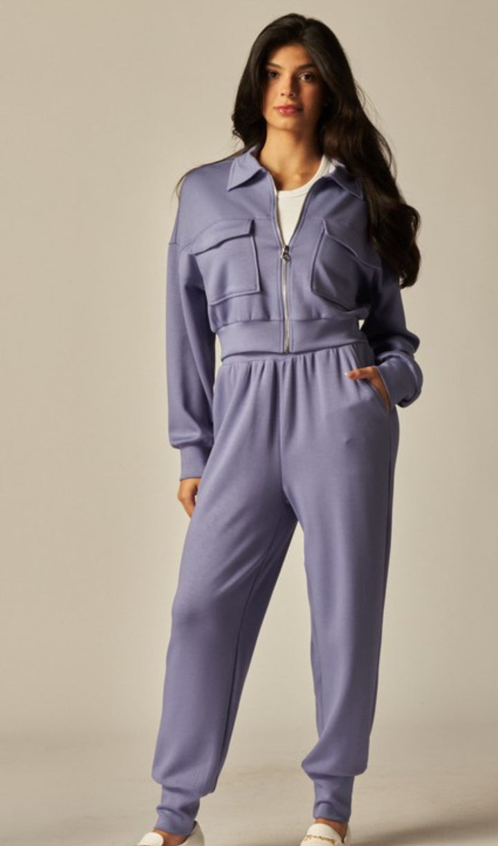 Ensemble Veste Courte Utilitaire et Pantalon Jogger pour Femme