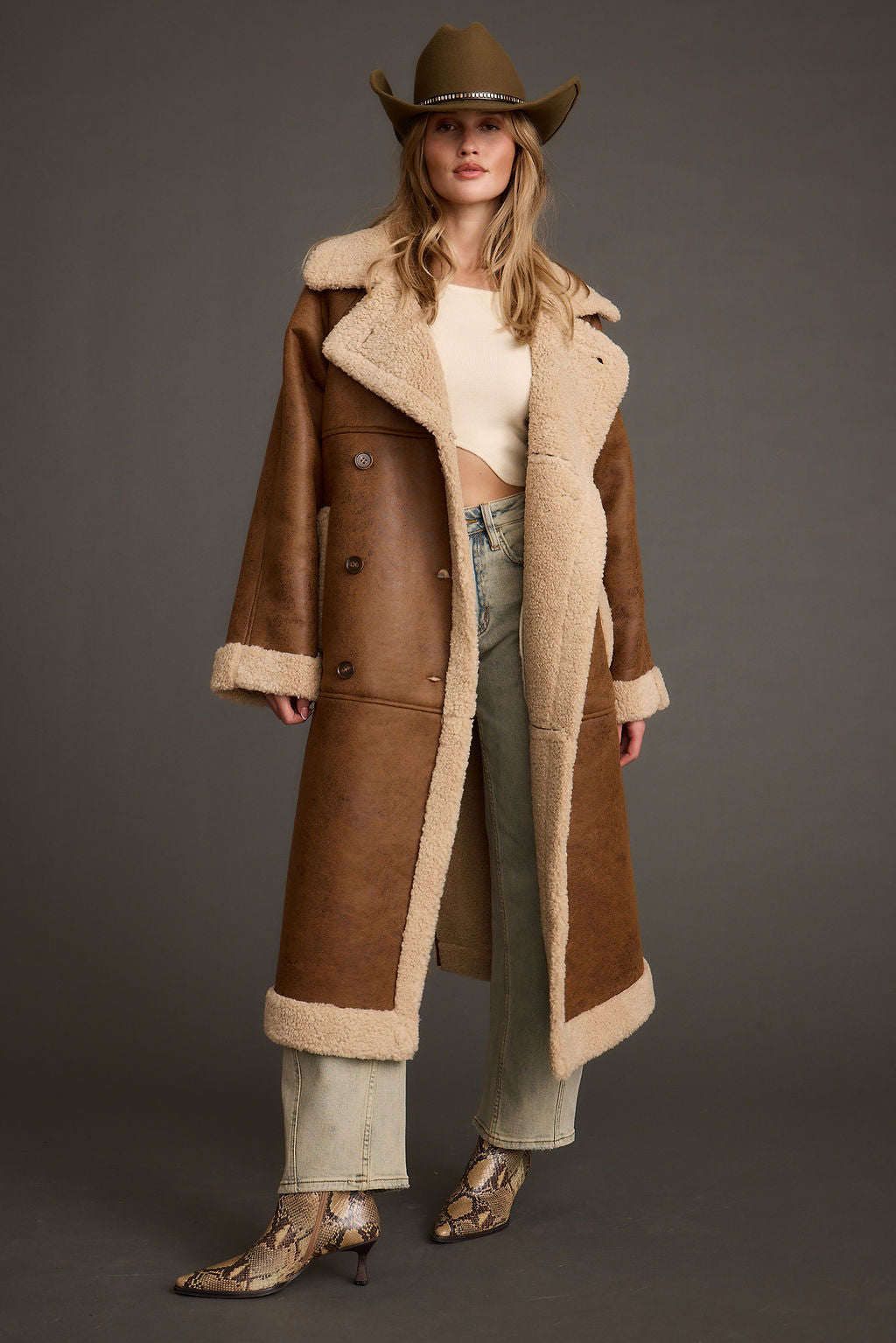 Manteau Long Femme Col Fausse Fourrure Doublé Et Poignets Reversibles