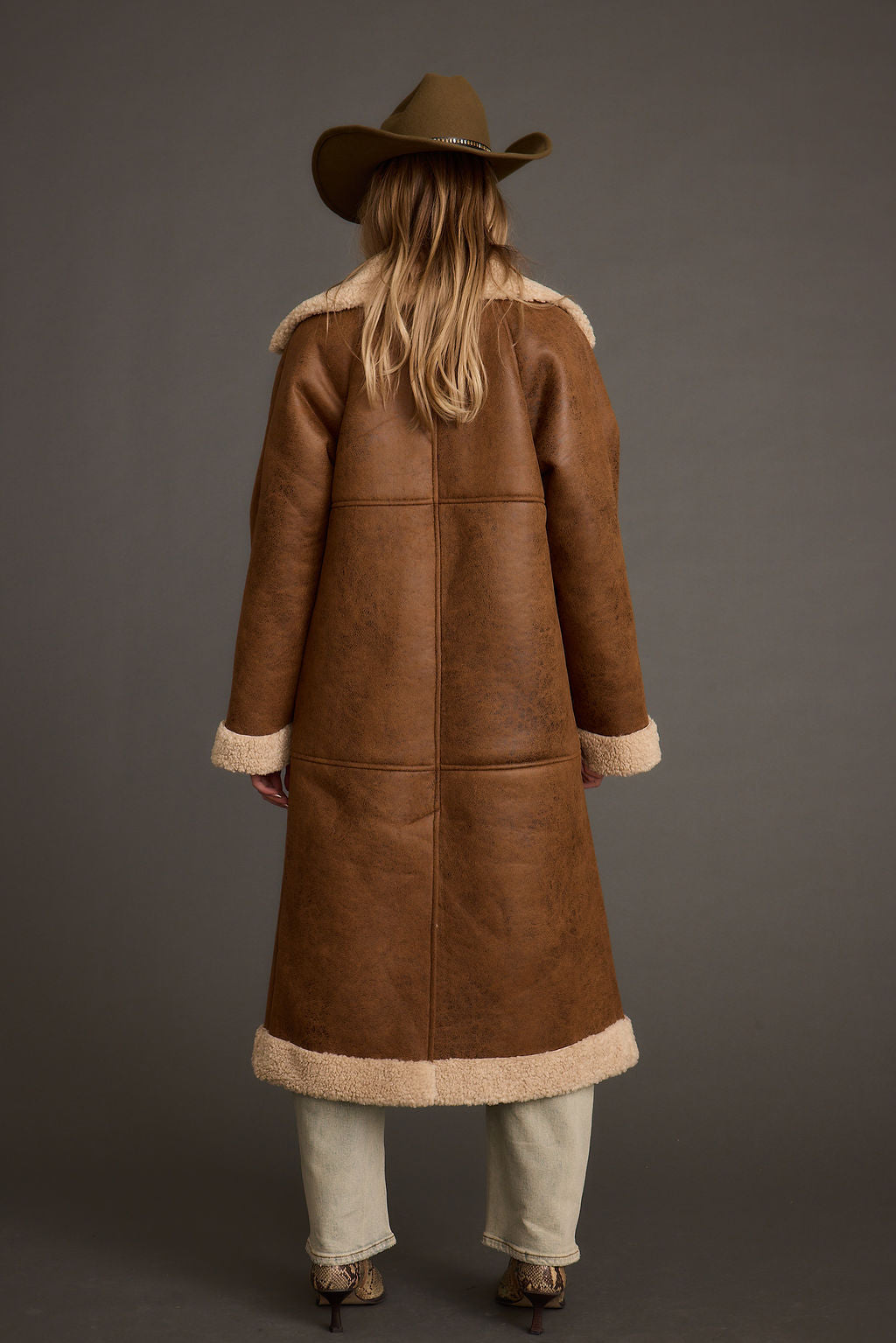 Manteau Long Femme Col Fausse Fourrure Doublé Et Poignets Reversibles