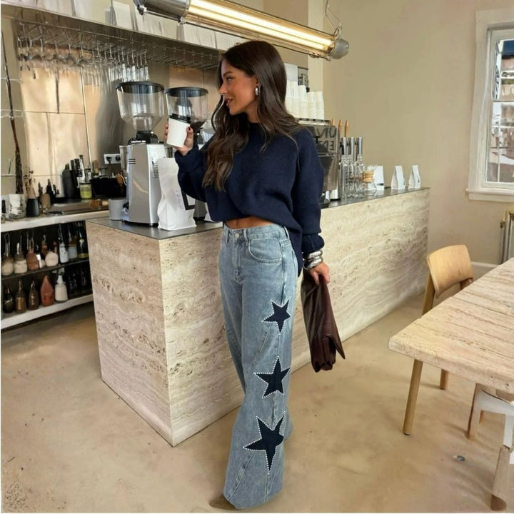 Jean Femme Wide Leg avec Écussons Étoiles et Détails Cloutés