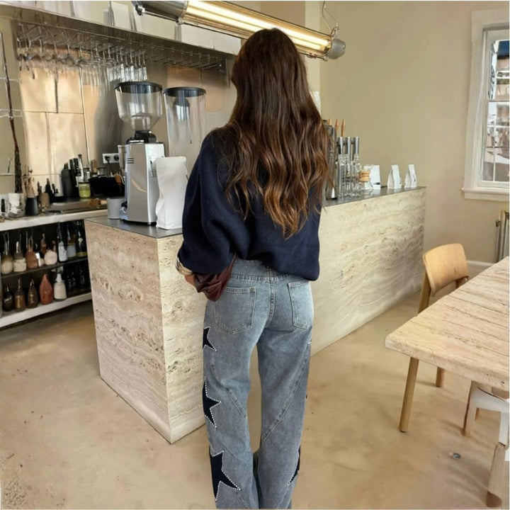 Jean Femme Wide Leg avec Écussons Étoiles et Détails Cloutés
