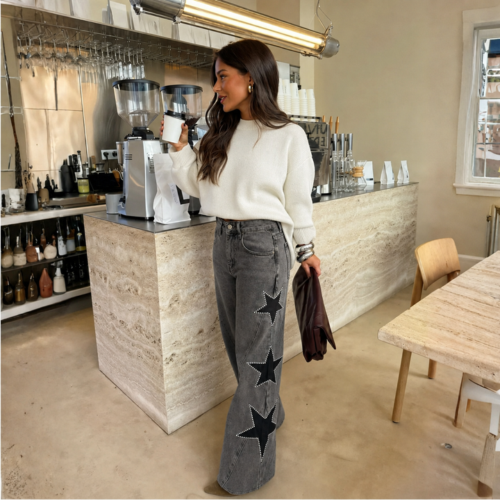 Jean Femme Wide Leg avec Écussons Étoiles et Détails Cloutés