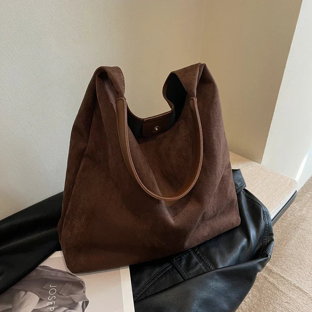 Sac Cabas Femme en Daim avec Anses d’Épaule