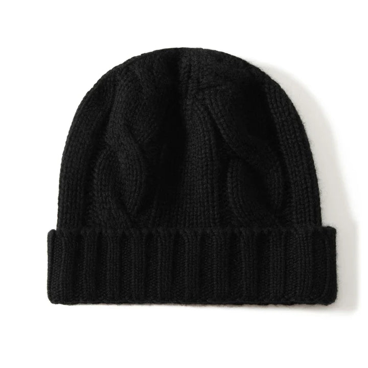 Bonnet en Maille Tricotée pour Femme avec Motif Torsadé et Revers