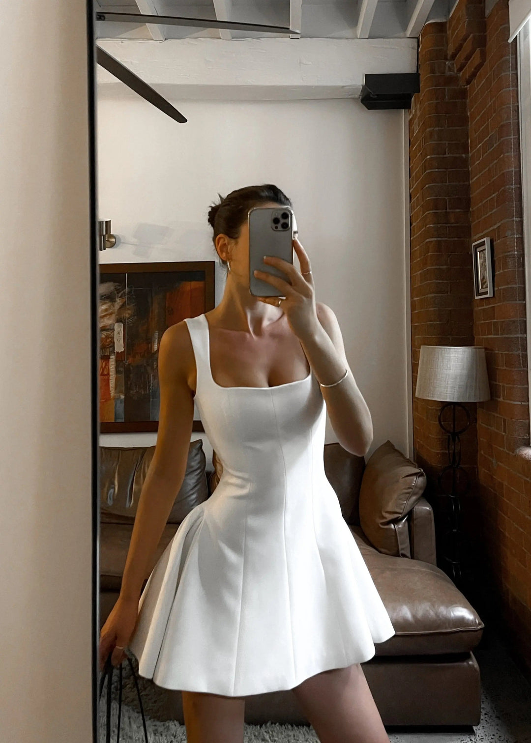 Auriane | Robe élégante blanche évasée pour femmes