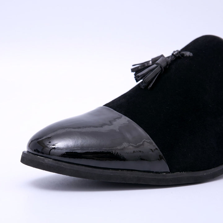 Mocassins Homme en Daim avec Pampilles et Bout en Cuir Verni