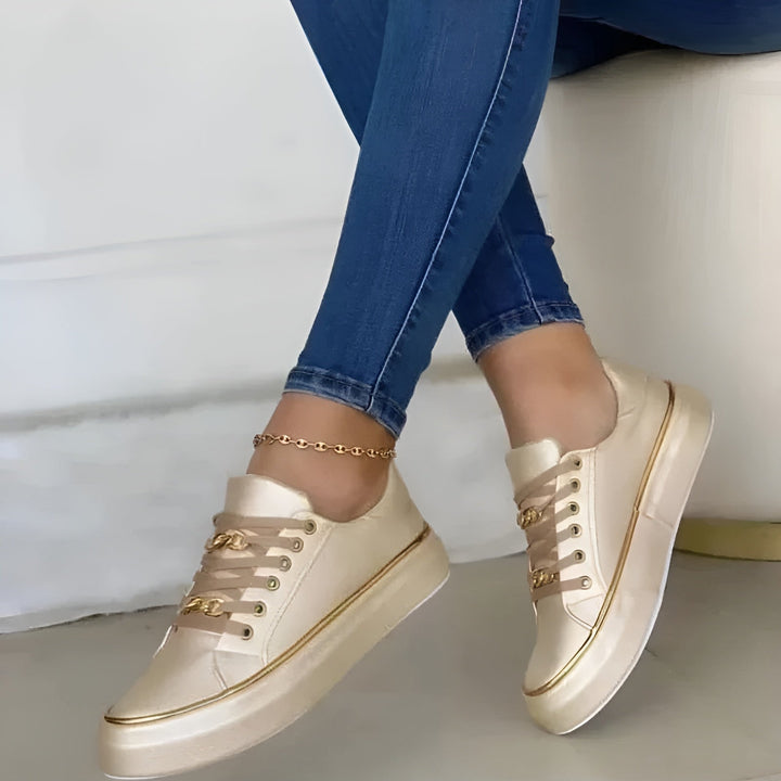 Baskets Plateforme Femme à Détails Métallisés et Chaîne sur Lacets