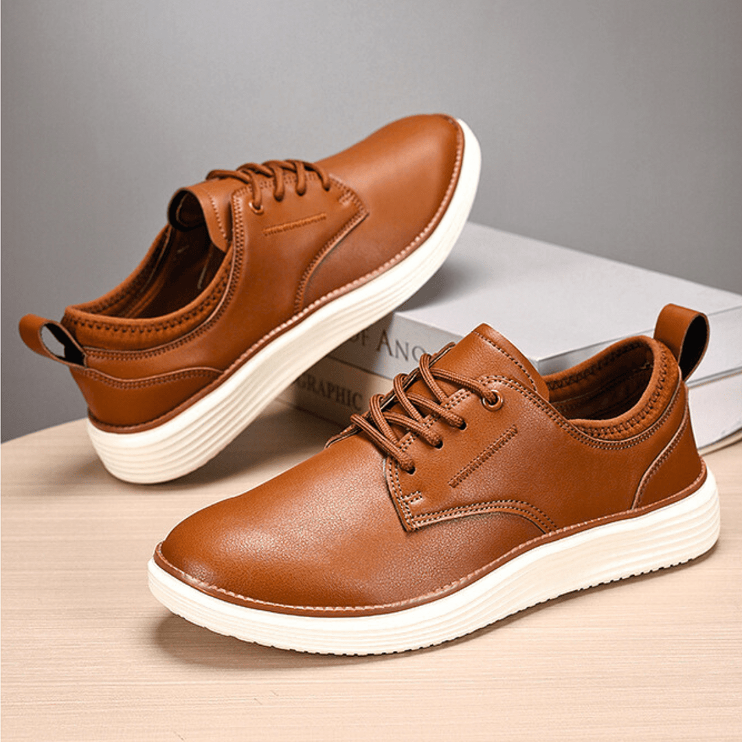 Baskets Homme en Cuir avec Lacets et Semelle Épaisse Blanche