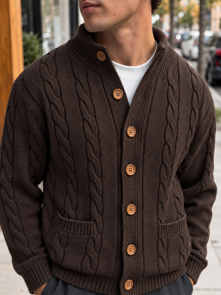 Cardigan Homme Maille Torsadée Boutonné Avec Petit Col Montant