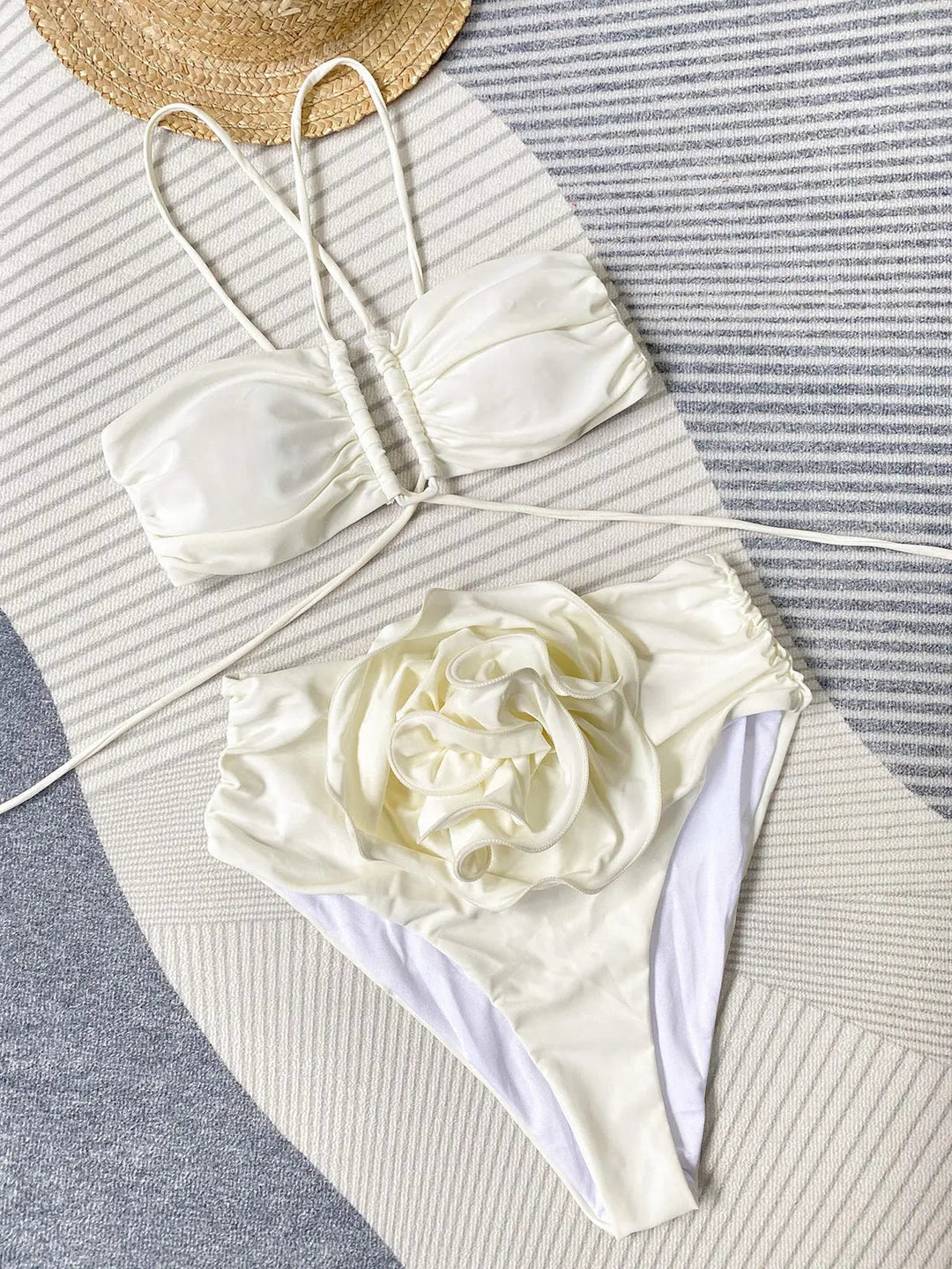 Émeraude | Maillot de Bain pour Femme | Bikini Deux Pièces, Floral & Élégant