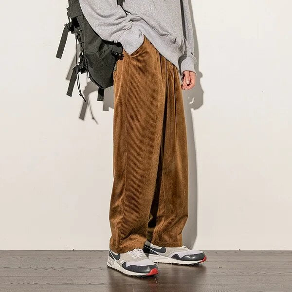 Finn | Corduroy broek voor heren in de kleur Zwart voor heren in stijl ideaal voor de herfst.
