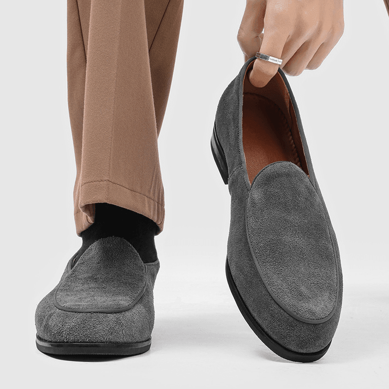 Mocassins Homme en Daim à Enfiler avec Bout Arrondi et Semelle en Cuir
