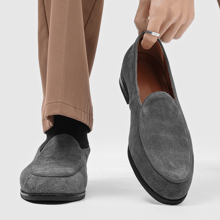 Mocassins Homme en Daim à Enfiler avec Bout Arrondi et Semelle en Cuir