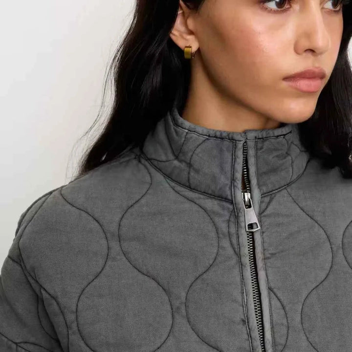Veste Matelassée Légère pour Femme Coupe Cintrée à Col Montant