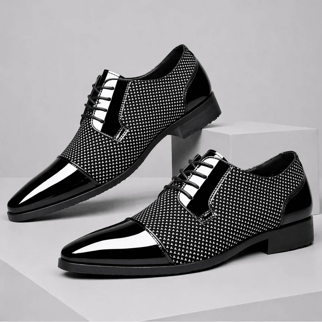Chaussures Oxford Homme en Cuir avec Bout Verni et Motif Texturé