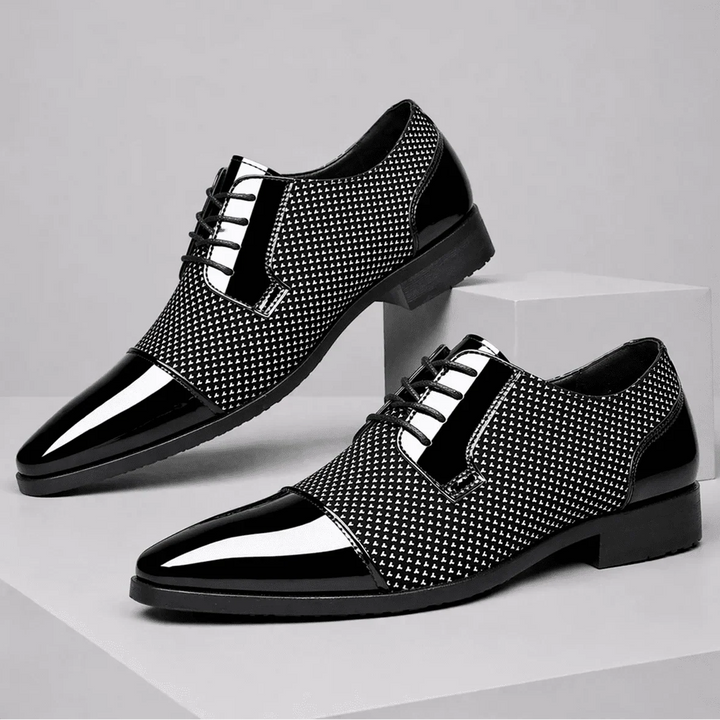 Chaussures Oxford Homme en Cuir avec Bout Verni et Motif Texturé