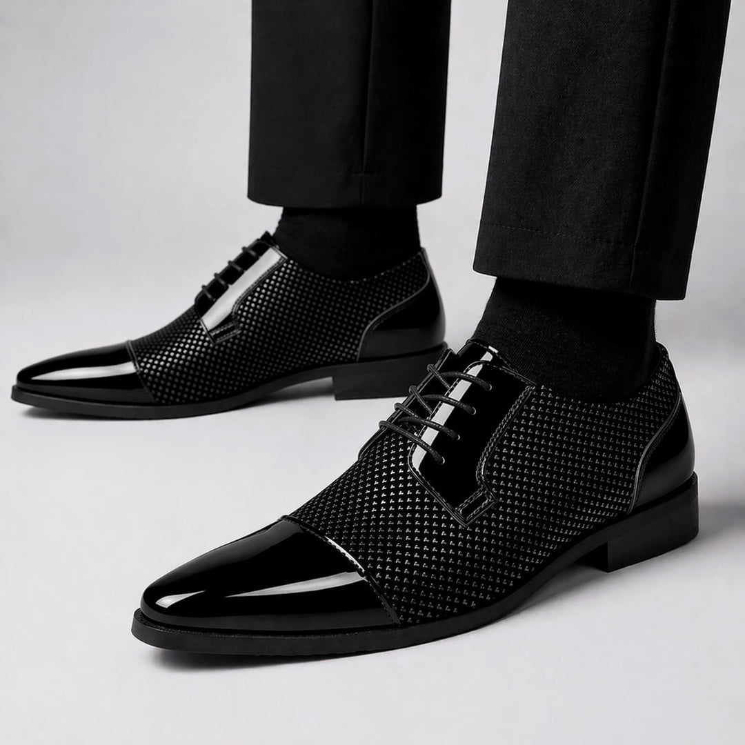 Chaussures Oxford Homme en Cuir avec Bout Verni et Motif Texturé
