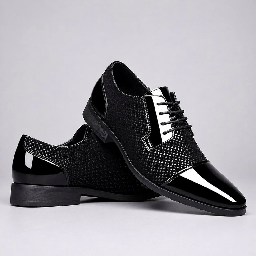 Chaussures Oxford Homme en Cuir avec Bout Verni et Motif Texturé