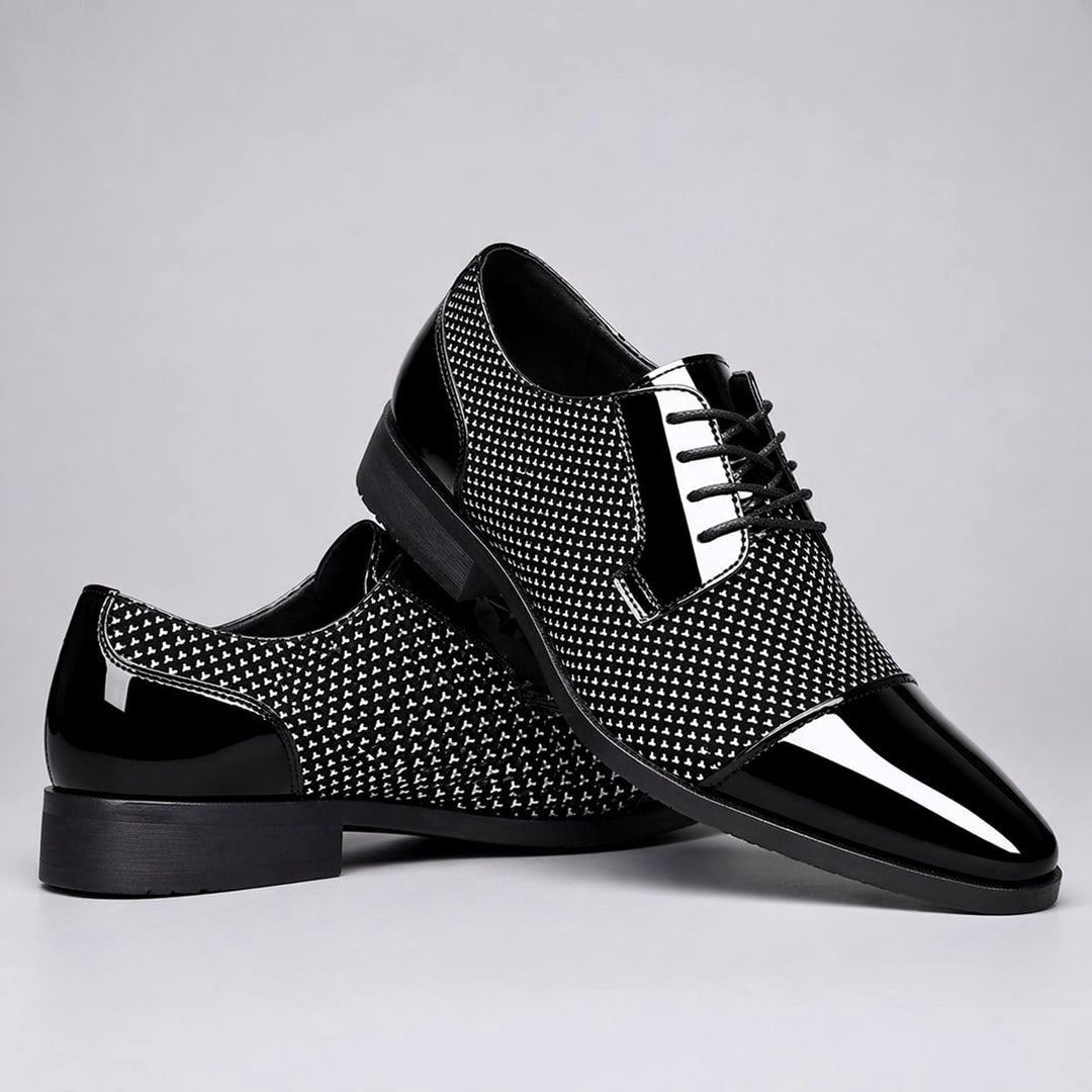 Chaussures Oxford Homme en Cuir avec Bout Verni et Motif Texturé