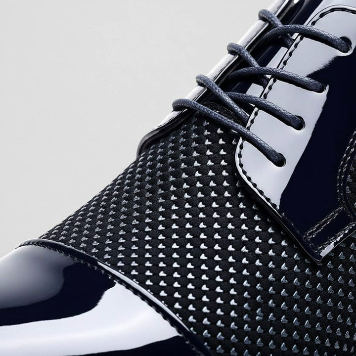 Chaussures Oxford Homme en Cuir avec Bout Verni et Motif Texturé