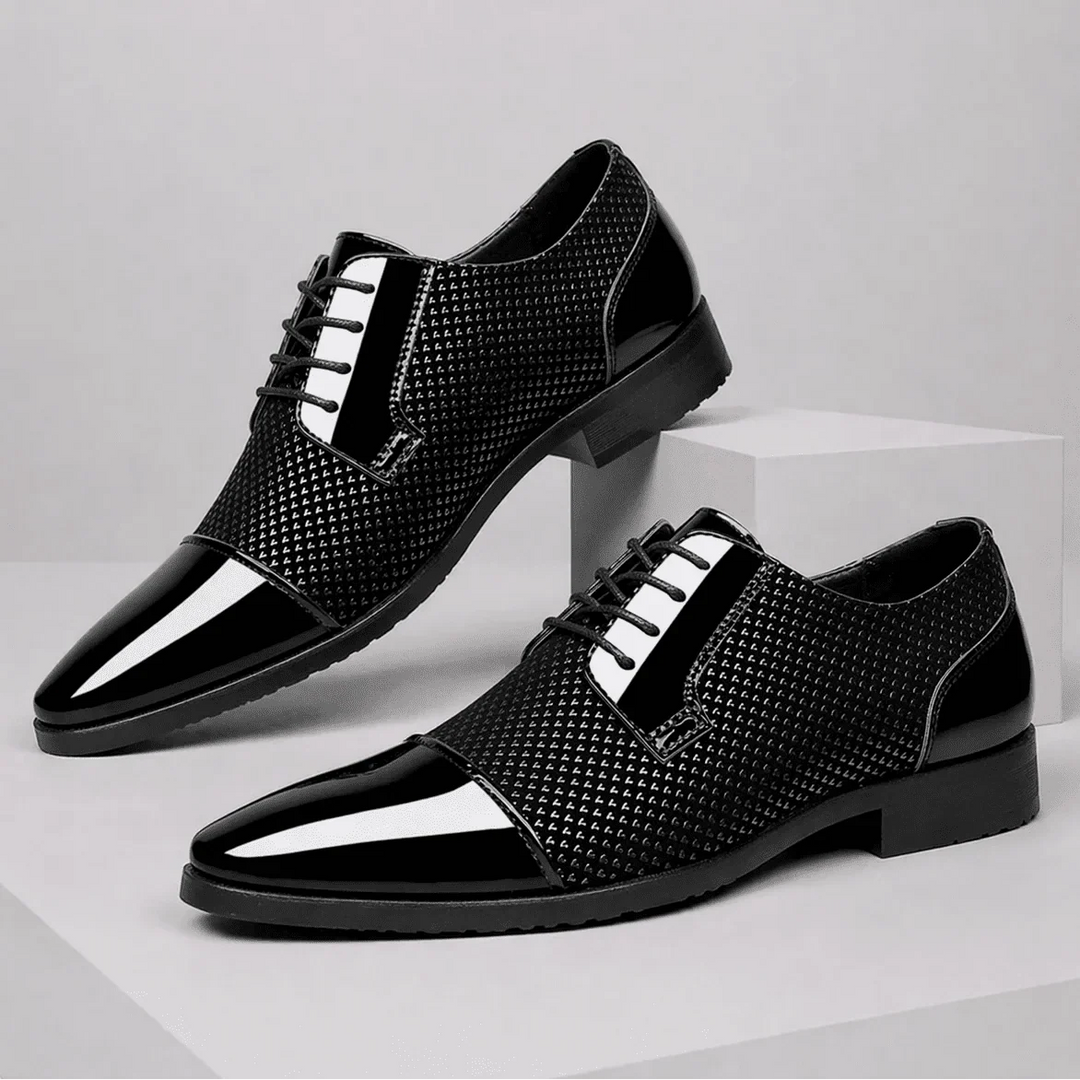 Chaussures Oxford Homme en Cuir avec Bout Verni et Motif Texturé