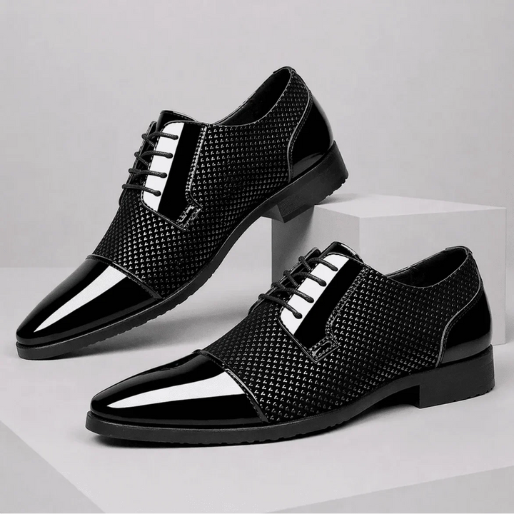 Chaussures Oxford Homme en Cuir avec Bout Verni et Motif Texturé