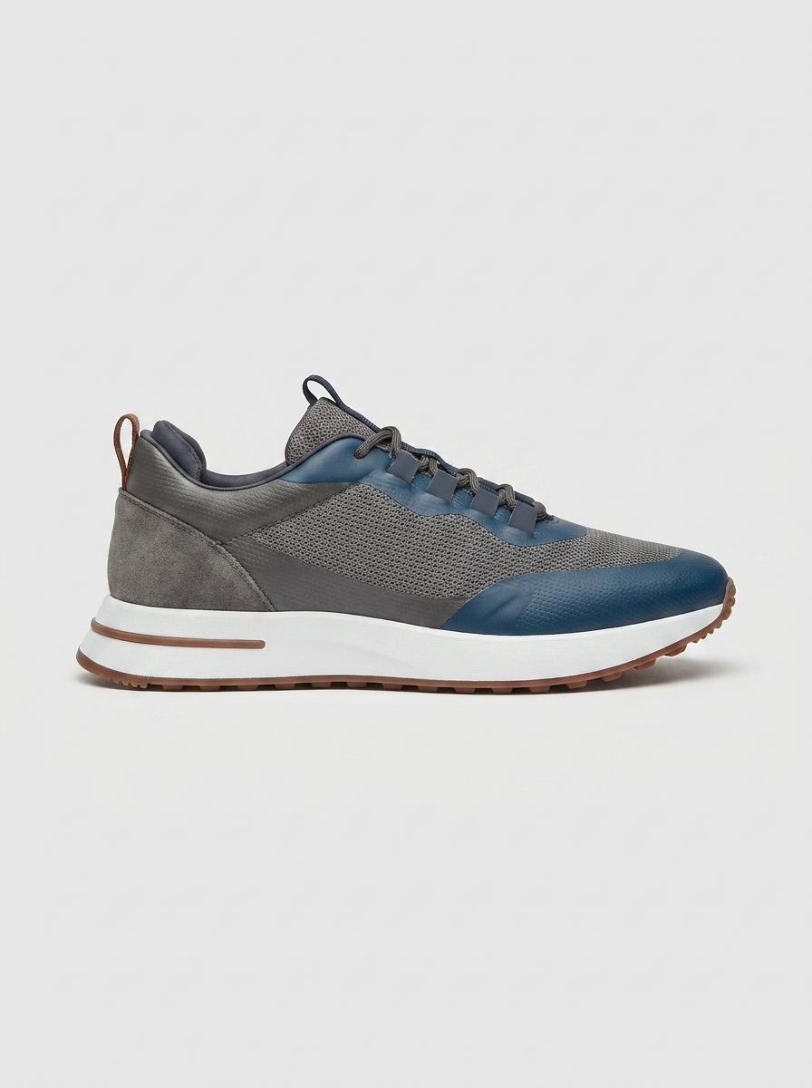 Baskets Homme Bleu Marine Fused Mesh Basses de Marche avec Semelle Blanche