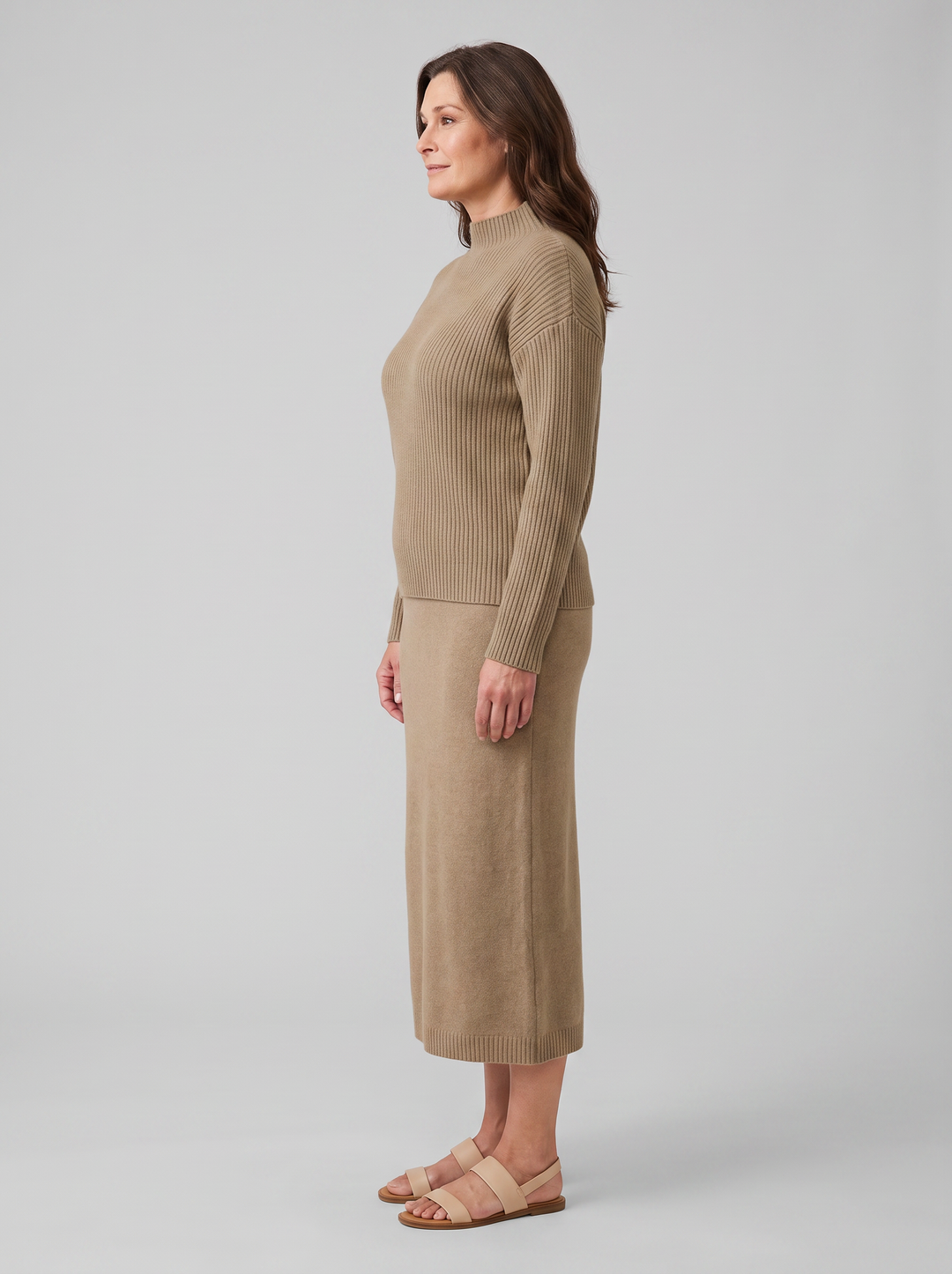Ensemble Maille Côtelée Col Montant et Jupe Midi pour Femme