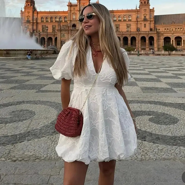 Émilie | Robe élégante à col en V pour femmes