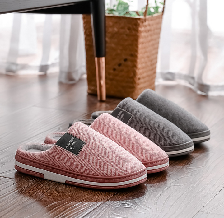 Chaussons Homme Chauds Doublés en Peluche à Semelle Antidérapante