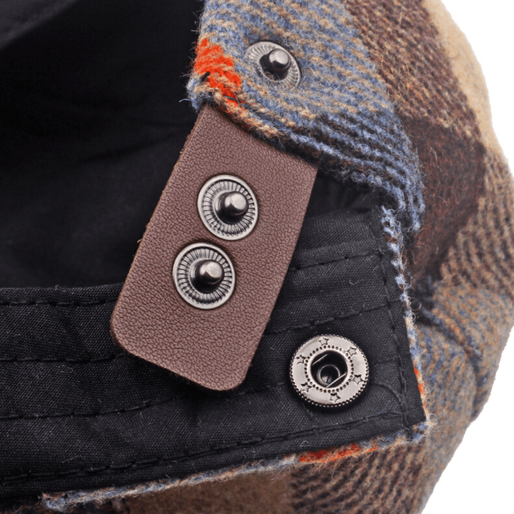 Casquette Plate Homme en Laine avec Motif Tartan et Visière Courte