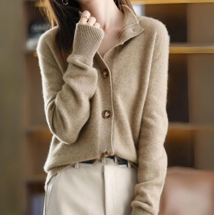 Cardigan Femme en Maille Boutonné à Col Chemise